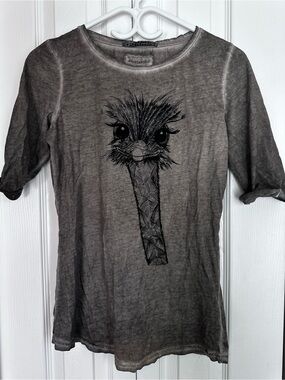 AllSaints Women’s Gray Short Sleeve Tee with Ostrich Sketch